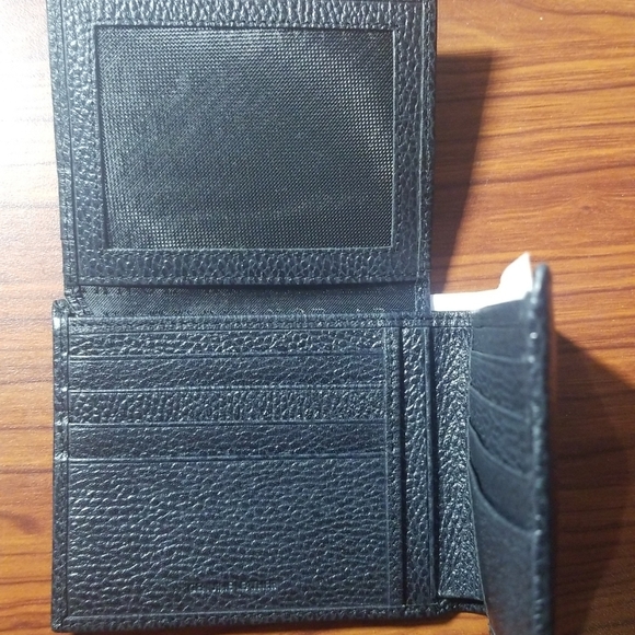 New Armani Exhange Wallet - Picture 3 of 4